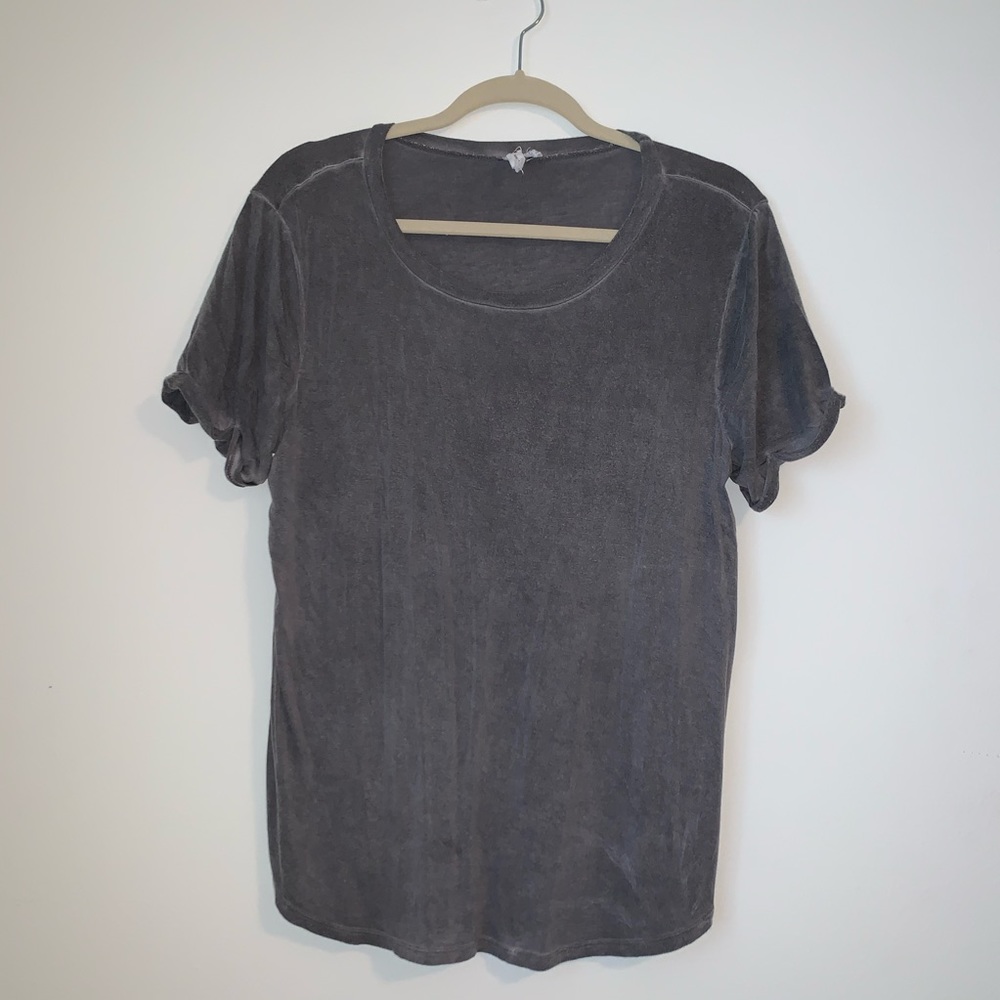 Cable and Gauge - women’s tee - size L